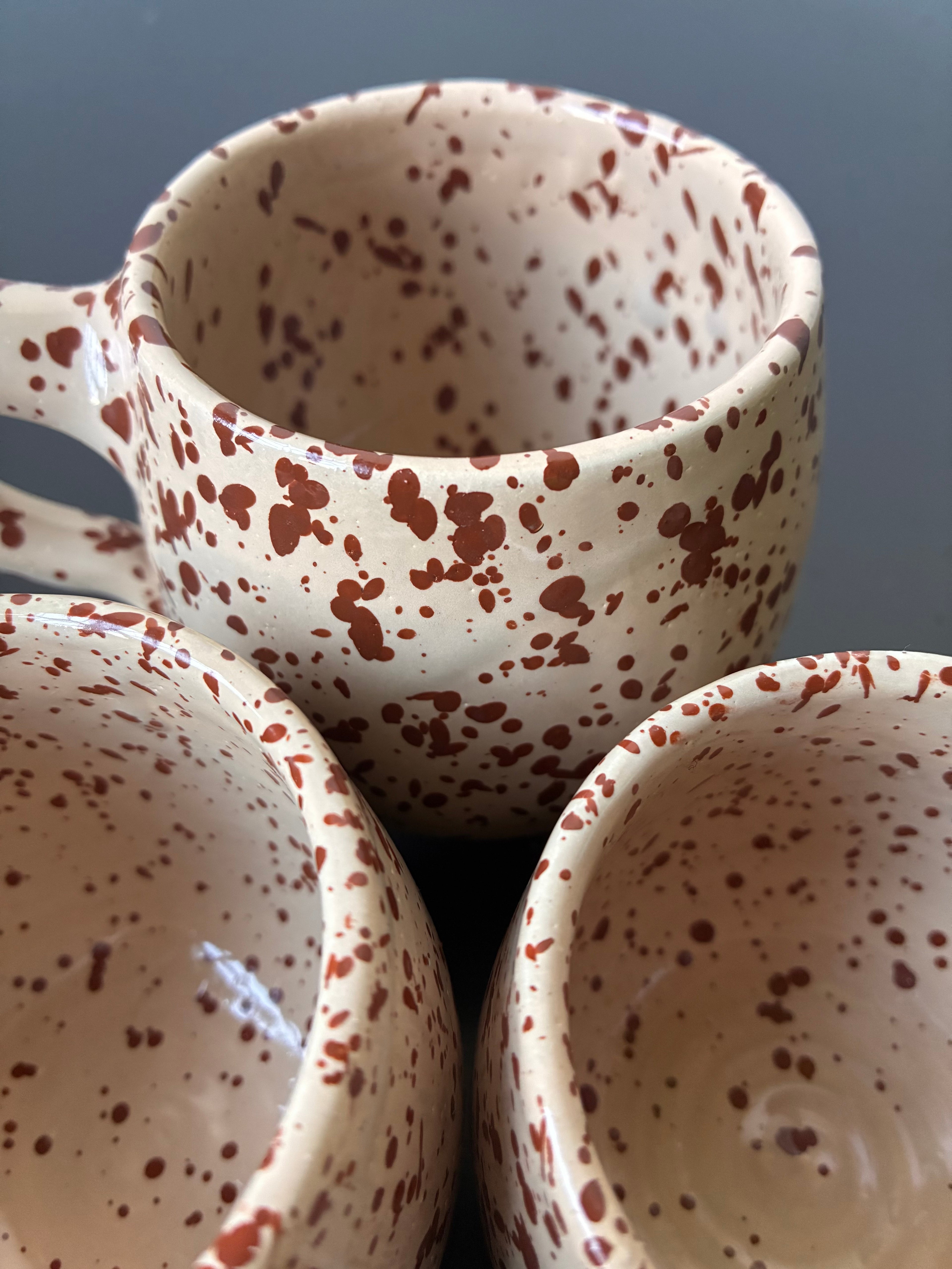 Terrazzo - Tasse artisanale en céramique motif moucheté